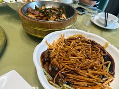 -刘胖子家常菜·蹄花焖藕(中南店)