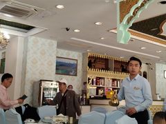 -马尔龙新疆饭店·清真(瑞景店)