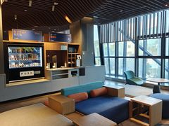 -珠海拱北口岸智选假日酒店