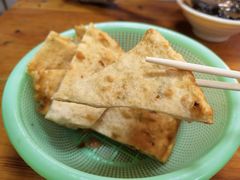 葱油饼-逍遥镇刘相五胡辣汤豆沫馆(康复中街店)