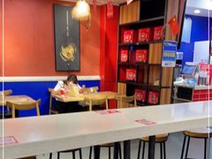 用餐区-螺小丰柳州螺蛳粉(广西大学店)