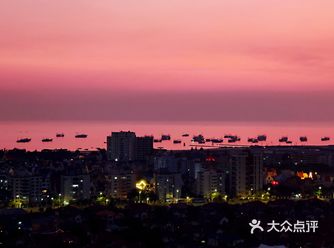 度假房买在了凯昇，优点是价格便宜位置好，海景也不错