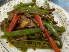 辣椒炒牛肉-成记海鲜粥(意大利风情街店)