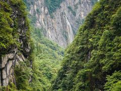 -鹿院坪生态旅游景区