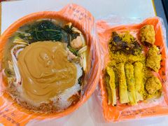 大碗麻辣烫-安发瞧麻辣烫(总店)