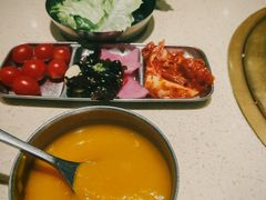 -蚂蚁洞·烤肉大营地(上海静安大悦城店)
