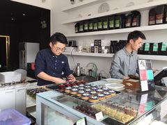 -UNI UNI(环亚凯瑟琳店)