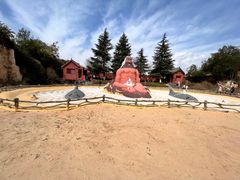 -彩色沙林风景区