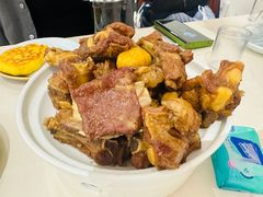 -何适山庄·团餐住宿(水长城P2停车场店)