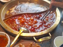 -小天鹅火锅·一线江景洪鼎旗舰店(洪崖洞店)