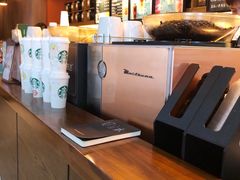 -星巴克(汤臣国贸大厦店)