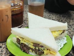 牛肉鸡蛋三文治-新鸿发咖啡美食