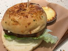 -必胜客(WOW中心城店)