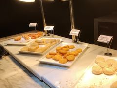 -筠咖啡西餐厅(上海国展宝龙丽筠酒店)