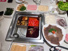 捞派毛肚-海底捞火锅鲜切牛肉主题店(长寿路店)