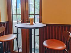 -瑞幸咖啡(江汉路中山大道店)