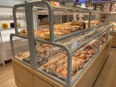 面包甜点陈列柜-好利来(靖江路店)