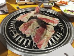 -唯成•韩国炭火烤肉 유성고기