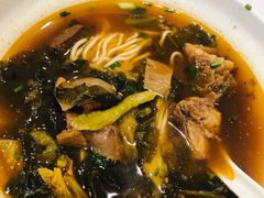 老坛酸菜牛肉面-咬不得高祖生煎·简餐(城站店)