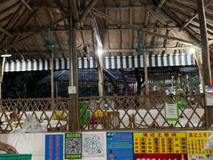 包房-满記土窑烧鷄波浪山莊