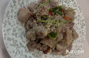 Boneless Pork Trotter with Sand Ginger