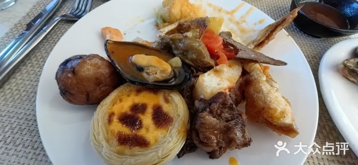 明月东一酒店·菲斯特自助餐厅图片