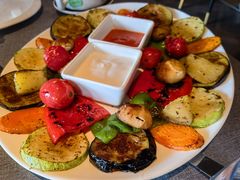 -Efes Turkish & Mediterranean Cuisine 艾菲斯餐厅(陆家嘴店)