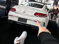 -杭州中升之星奔驰4S店(滨江店)