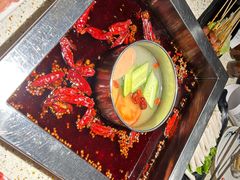 -二荆条·蜀鲜汇城市森林火锅