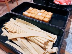 -鸡遇虾煲干锅火锅(小寨金莎店)