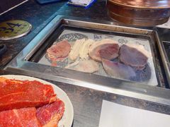 -阪尚皇·原切牛排·烤肉火锅自助(北京路店)