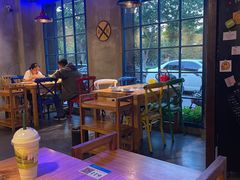 大堂-小小河边鱼(天润城店)