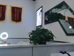 点击看大图 -蕾特恩专业祛痘·皮肤管理