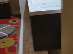 -喜鹊愉家酒店(郑州曼哈顿博览中心地铁站店)