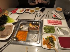 -海底捞火锅(关山保利店)