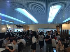 等位区-麦当劳(杭州东站高铁店)