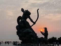 -巴陵广场