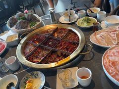 -长嘉·河图火锅(长嘉汇江景旗舰店)