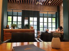 靠窗位-SEN CASTLE城堡西餐(创意设计中心店)