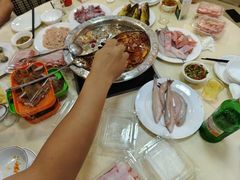 -尚品海鲜肥牛自助火锅(湖明店)
