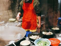 -谢老五跷脚牛肉·非遗传承店