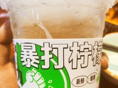 -休记光头香辣蟹干锅(绵竹店)