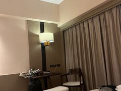 -上海青松城大酒店