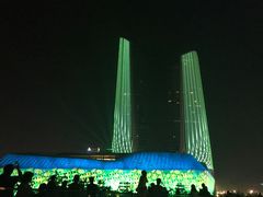 -南京眼步行桥