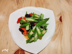 鱼露秋葵-越美小馆·越南料理(曲江店)