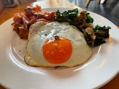 三文鱼红薯饼-Egg•Allday Brunch(襄阳北路店)