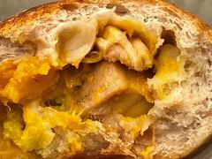 贝贝南瓜芝士香蒜鸡-PAOPAO Bakery&Café(港汇店)