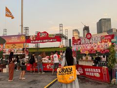 -东港音乐喷泉广场