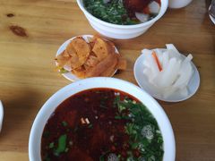 小菜-马德元纯汤牛肉面(太奥广场店)