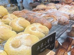-麦田工坊(月湖店)